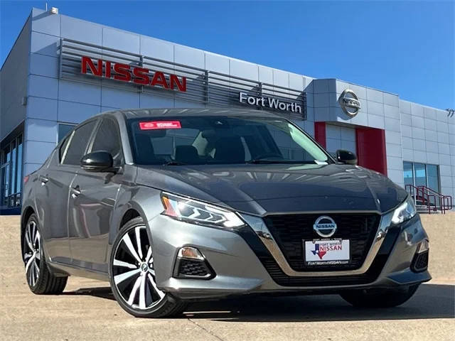 2022 Nissan Altima 2.0 SR FWD photo