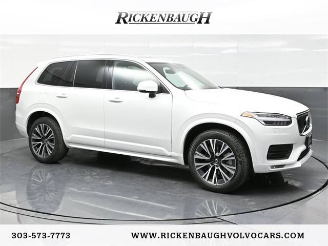 2022 Volvo XC90 Momentum AWD photo