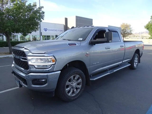 2022 Ram 3500 Big Horn 4WD photo