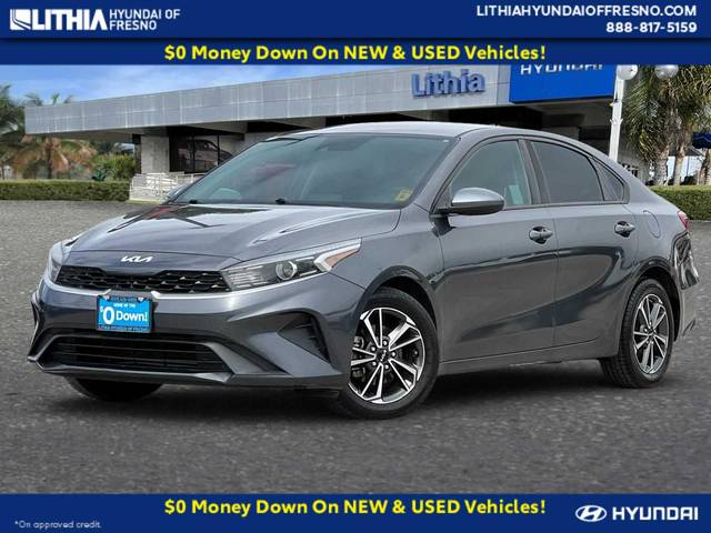 2022 Kia Forte LXS FWD photo