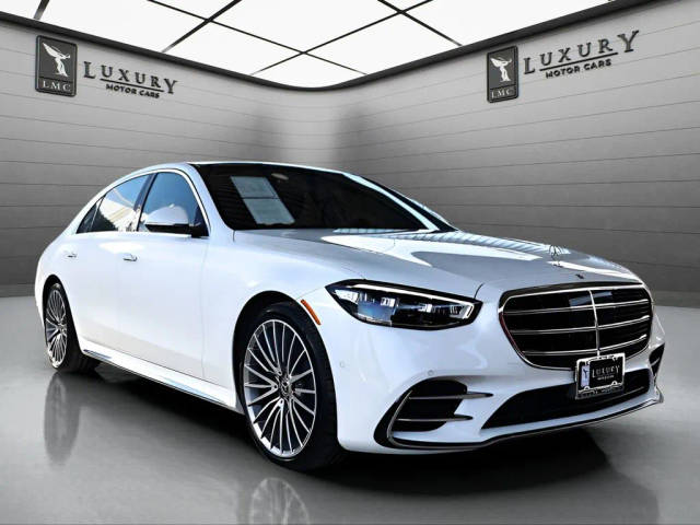 2022 Mercedes-Benz S-Class S 500 AWD photo