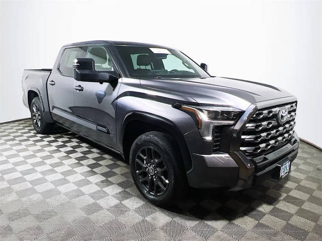 2022 Toyota Tundra Platinum 4WD photo