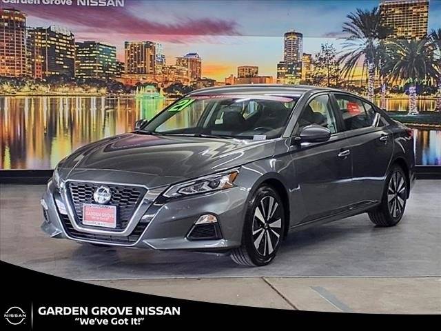 2021 Nissan Altima 2.5 SV FWD photo