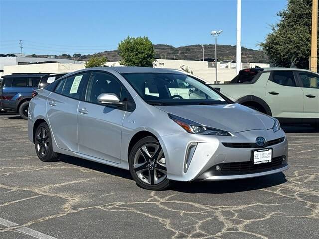2022 Toyota Prius XLE FWD photo