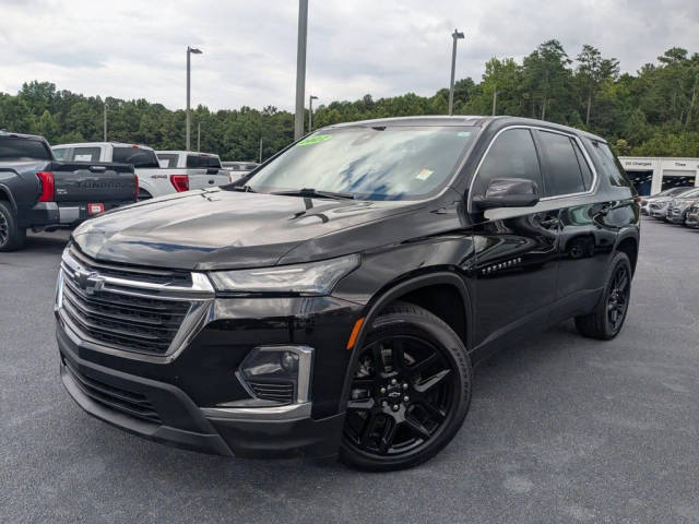 2022 Chevrolet Traverse LS FWD photo