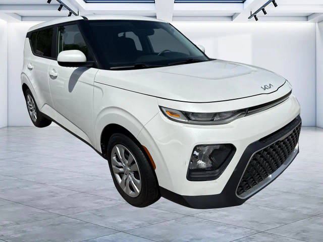 2022 Kia Soul LX FWD photo