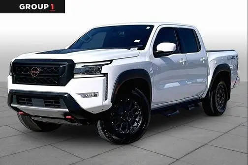 2022 Nissan Frontier PRO-4X 4WD photo