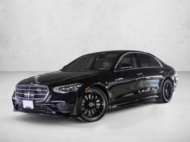 2022 Mercedes-Benz S-Class S 500 AWD photo