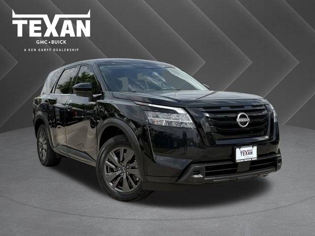 2022 Nissan Pathfinder S FWD photo