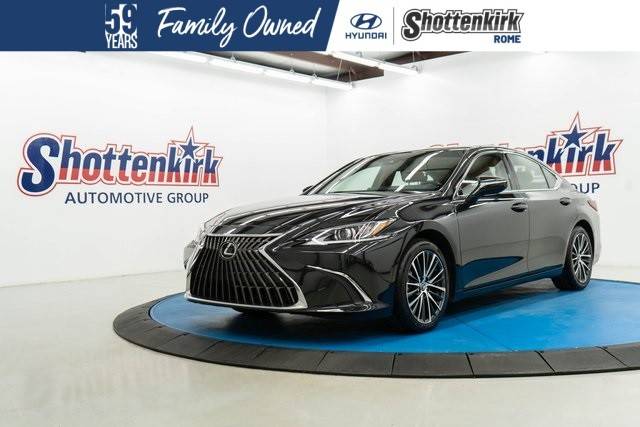 2022 Lexus ES ES 350 FWD photo