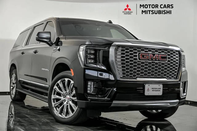 2022 GMC Yukon XL Denali 4WD photo
