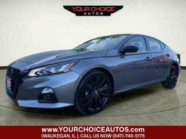 2022 Nissan Altima 2.5 SR AWD photo
