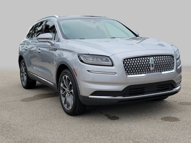 2022 Lincoln Nautilus Reserve AWD photo