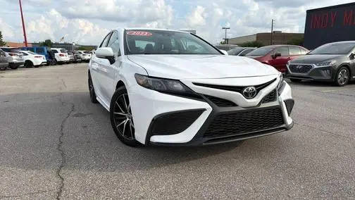 2022 Toyota Camry SE FWD photo