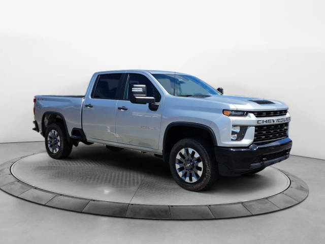 2022 Chevrolet Silverado 2500HD Custom 4WD photo