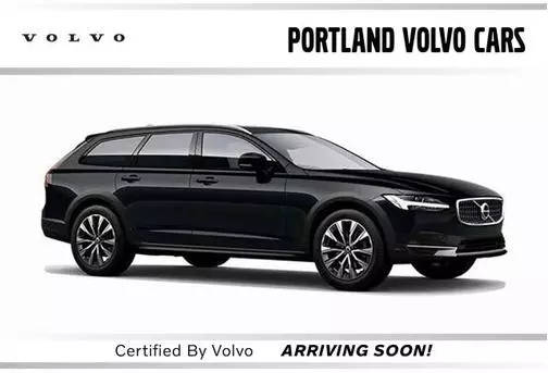 2022 Volvo V90 Cross Country  AWD photo