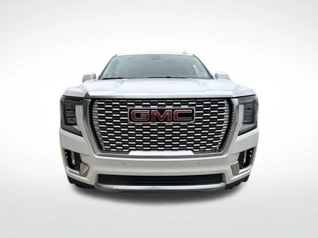 2022 GMC Yukon Denali 4WD photo