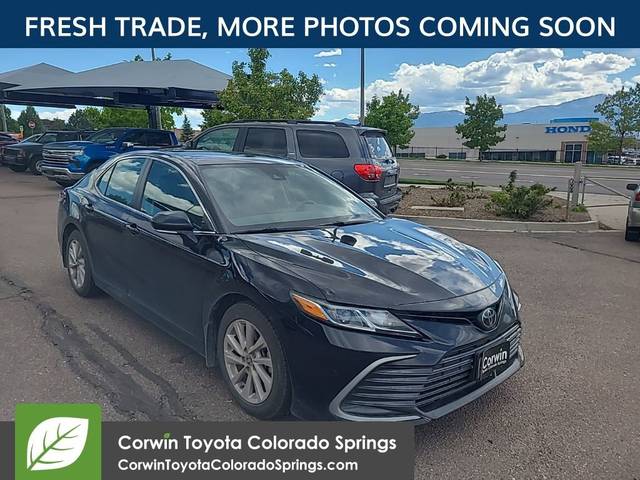 2022 Toyota Camry LE AWD photo