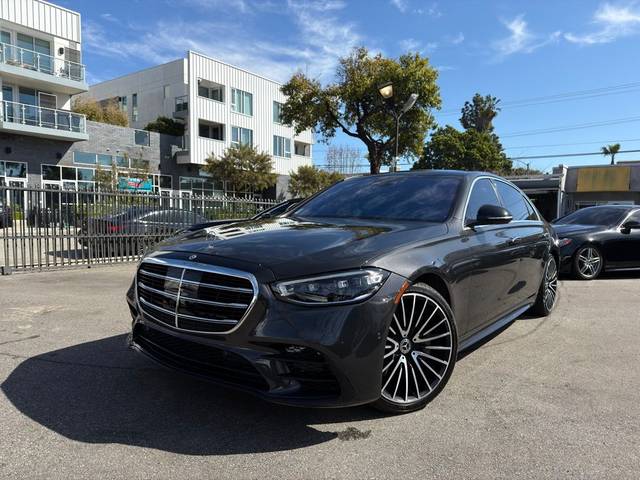 2022 Mercedes-Benz S-Class S 500 AWD photo
