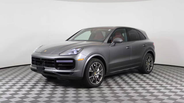 2022 Porsche Cayenne Turbo AWD photo