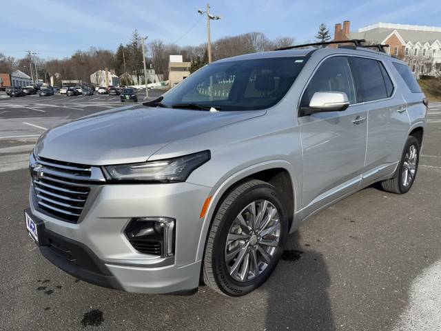 2022 Chevrolet Traverse Premier AWD photo