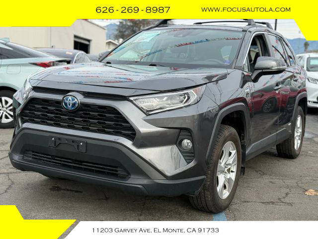 2021 Toyota RAV4 Hybrid XLE AWD photo