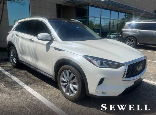 2022 Infiniti QX50 LUXE FWD photo