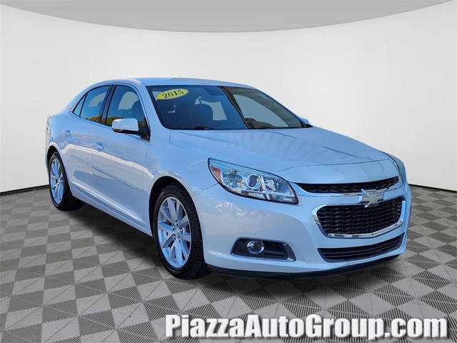 2015 Chevrolet Malibu LT FWD photo