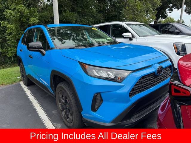 2019 Toyota RAV4 LE AWD photo