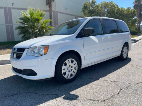 2015 Dodge Grand Caravan SE FWD photo