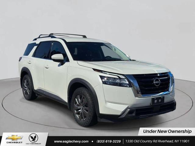2022 Nissan Pathfinder SV 4WD photo