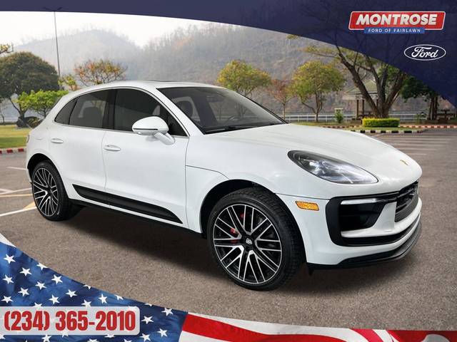 2022 Porsche Macan S AWD photo