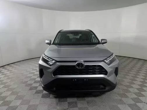 2022 Toyota RAV4 XLE AWD photo