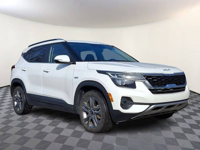 2022 Kia Seltos S AWD photo