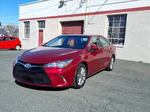 2015 Toyota Camry SE FWD photo