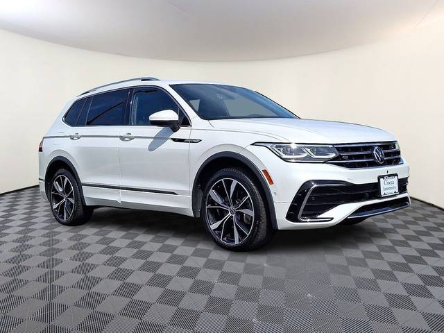 2022 Volkswagen Tiguan SEL R-Line AWD photo