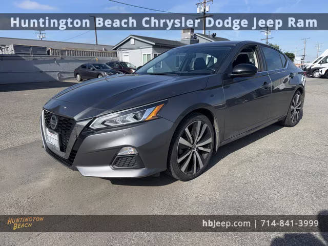 2019 Nissan Altima 2.5 SR FWD photo