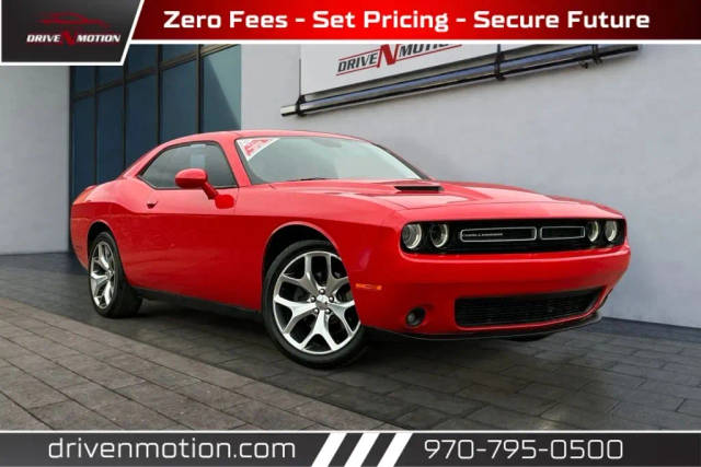 2015 Dodge Challenger SXT Plus RWD photo
