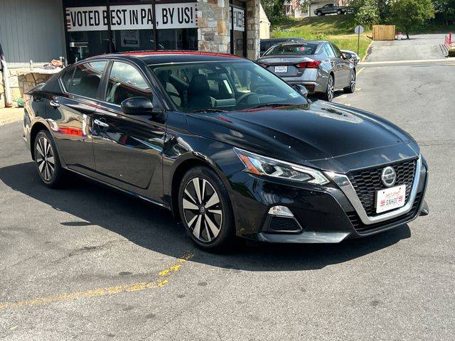 2022 Nissan Altima 2.5 SV FWD photo