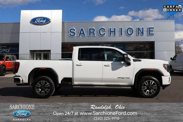 2022 GMC Sierra 2500HD AT4 4WD photo