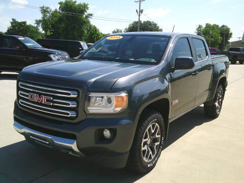 2015 GMC Canyon 4WD SLE 4WD photo