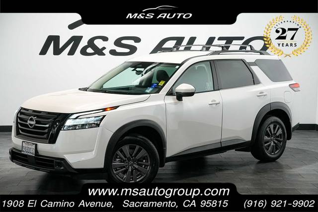 2022 Nissan Pathfinder SV FWD photo