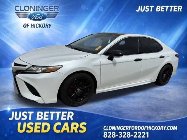 2019 Toyota Camry XSE FWD photo