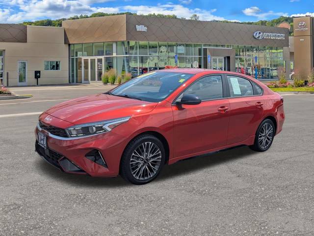 2022 Kia Forte GT-Line FWD photo