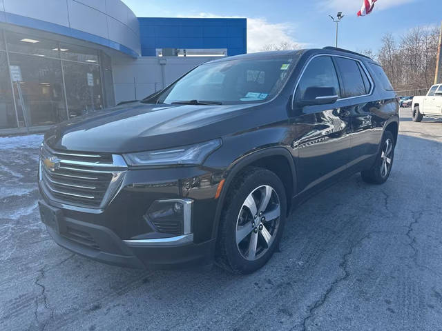 2022 Chevrolet Traverse LT Leather AWD photo