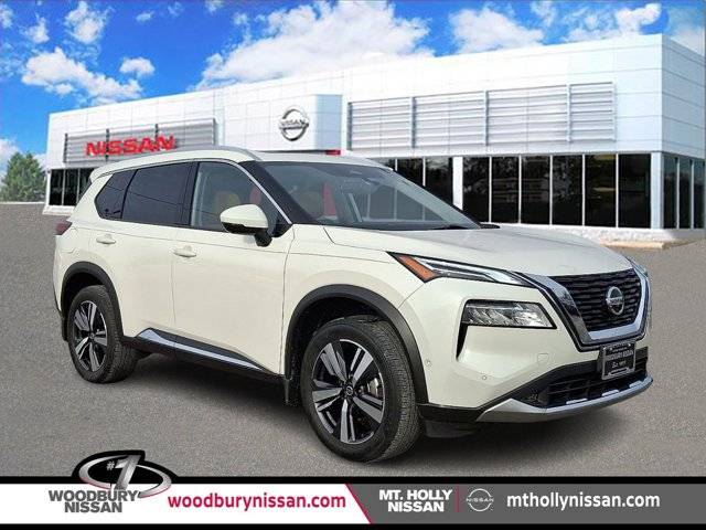 2021 Nissan Rogue Platinum AWD photo