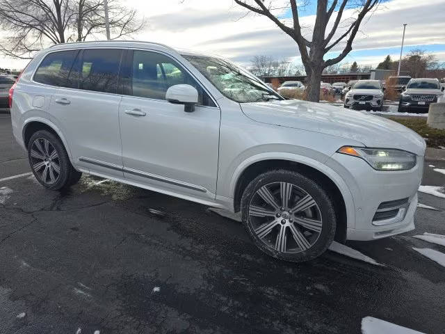 2022 Volvo XC90 Inscription AWD photo