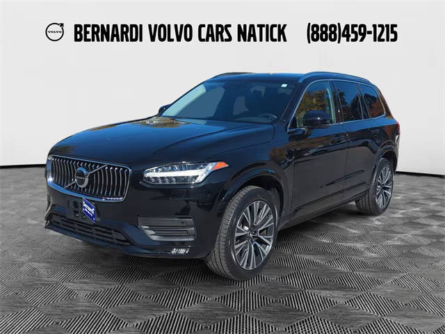 2022 Volvo XC90 Momentum AWD photo