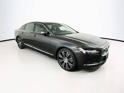 2022 Volvo S90 Inscription AWD photo