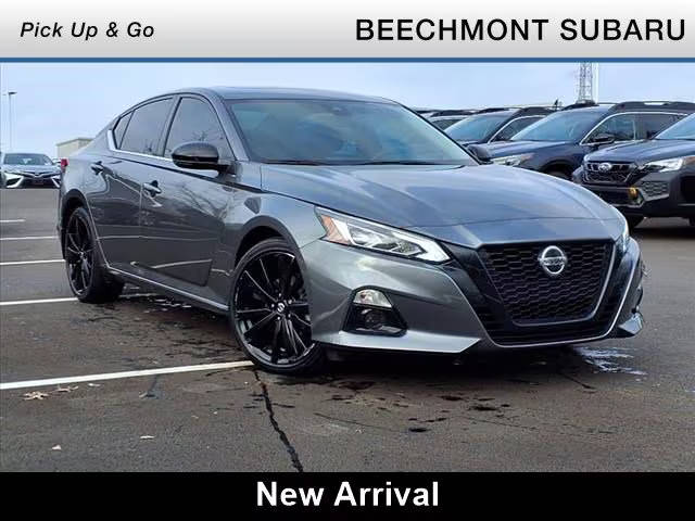 2022 Nissan Altima 2.5 SR FWD photo